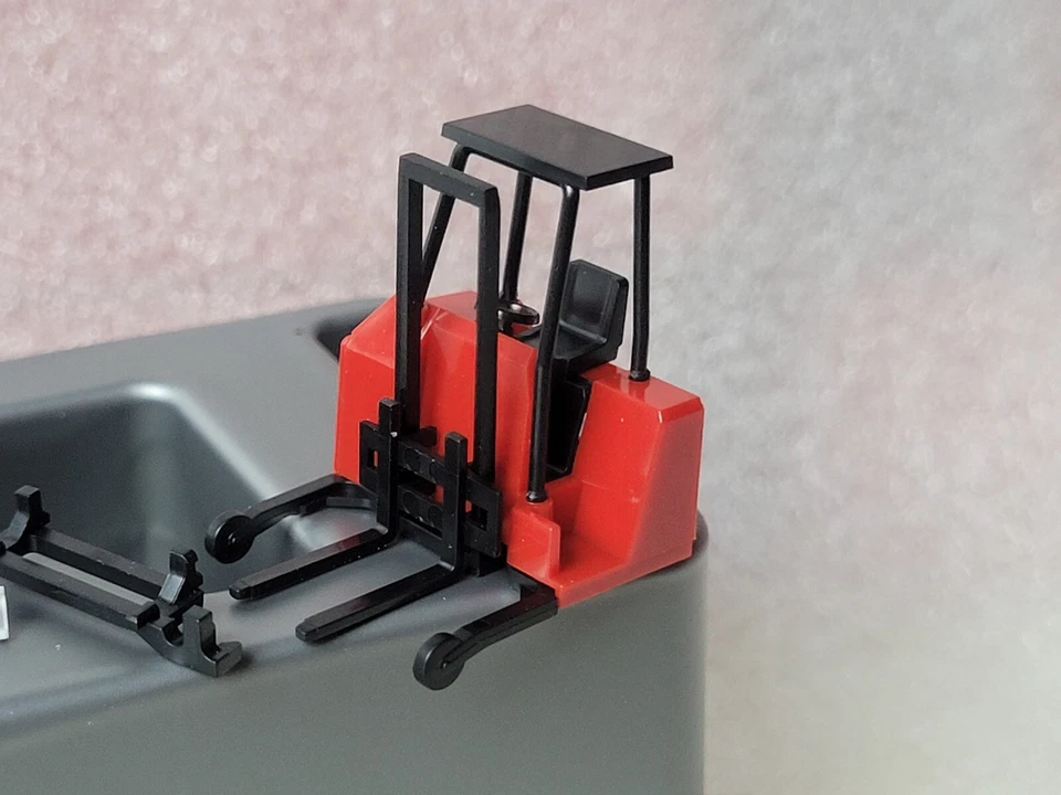 Mitnahmestapler Heckstapler für Auflieger usw. + Stossstange  aus 053860 - Bild 1 von 4