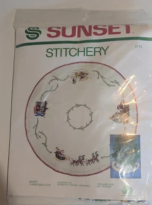 KIT BORDADO Sunset Stitchery Feliz Nochebuena #2175 40" falda árbol Nuevo de Lote Antiguo Foto 1 de 2