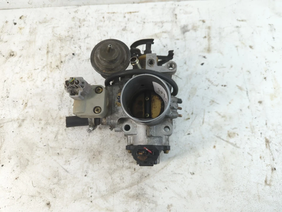 1994-1995 Toyota Camry Throttle Body T4NVH - Image 1 of 4