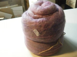 6.7 ounce Merino Wool Carded Batt, 19 Micron, Fiber Viscose Spinning Or Felting - Picture 1 of 4