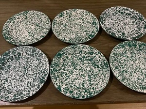 Six Enamelware Splatterware Dinner Plates 10 Inch Green and White - Picture 1 of 3