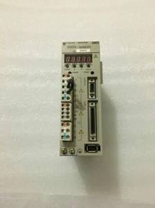 1 pieza nuevo en caja Yaskawa SGDH-A5AE-OY Ac Servo Drive envío rápido - Imagen 1 de 2