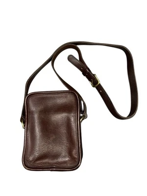 COACH Vintage 9973 Dark Brown Crossbody Kit Camera Leather Bag - Image 1 of 4