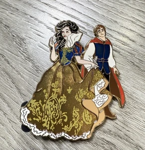 Disney Biancaneve e Principe Designer Coppie Le 250 Spilla - Foto 1 di 3