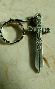 Sword medieval fantasy Pewter KEYCHAIN Key Ring - Picture 1 of 2