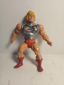 Vintage Masters Of The Universe Battle Armor He Man Figure MOTU - Picture 1 of 4