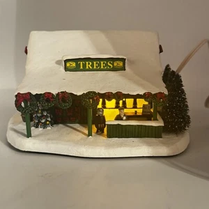 Hawthorne Village John Deere Creek Village Homestead Tree Stand Lighted - Picture 1 of 9