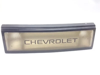 1990 - 1994 CHEVROLET LUMINA КРЫШКА БАГАЖНИКА ЦЕНТР ЗАДНИЙ ФОНАРЬ OEM ЗАВОДСКОЙ - Изображение 1 из 4