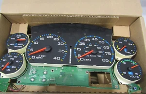 3604598C92 New in Box Navistar OEM Speedometer Cluster Gague Tachometer Assembly - Picture 1 of 4