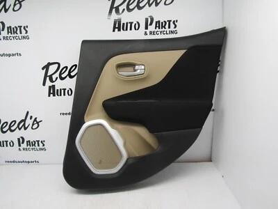 Jeep Renegade 2015-2018 pasajero puerta lateral trasera panel moldura derecha OEM Foto 1 de 4