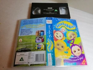 TELETUBBIES - HERE COME THE - RARE 1997 BBC/Ragdoll Issue - ANIMATION/PUPPETRY - Picture 1 of 1