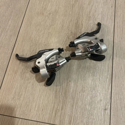 Shimano Deore XT ST-M750 3x9 Shifters Brake Levers - Image 1 of 4