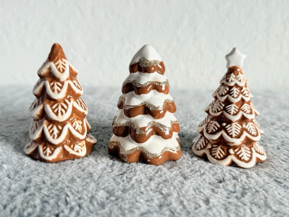 Target Bullseye’s Navidad MINI 3” Pan de Jengibre Cerámica Árbol Set de 3 2025 Foto 1 de 1