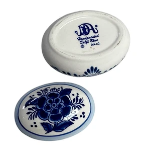 Hand painted Delft Blue Trinket Box DAIC Holland Vintage Dutch Pottery Floral - Picture 1 of 6