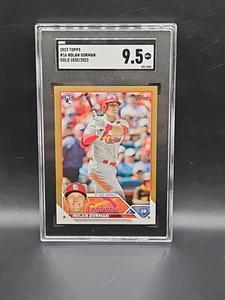 2023 Topps Series 1 - Gold #16 Nolan Gorman /2023 (RC) SGC 9.5 - Bild 1 von 2