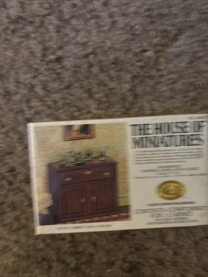 X-ACTO The House of Miniatures娃娃屋家具套件荷兰柜#40003全新带盒 — 第 1/1 张图片