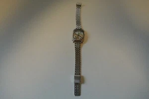 Seltene LESSA Damen Armbanduhr Quarz Analog Vintage Uhr "Defekt" - Bild 1 von 3