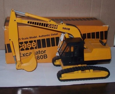 1:35 CONRAD GERMANY CASE 980B Excavator - Image 1 of 4