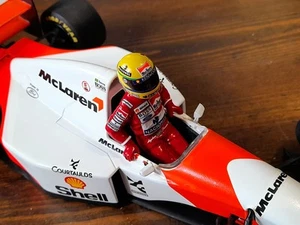 Figura de conductor Ayrton Senna Mclaren 1:18 modelo de coches F1 réplicas de GP Minichamps - Imagen 1 de 21