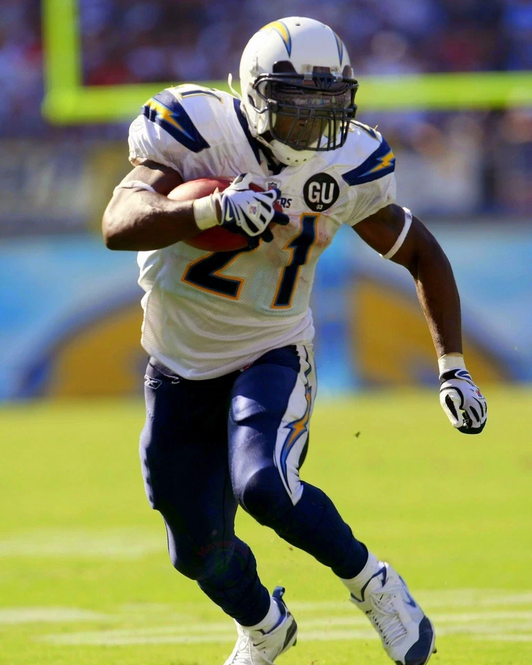 8x10 Photo LaDAINIAN TOMLINSON San Diego Chargers MVP Pro Bowl HOF RB TCU - Image 1 of 1