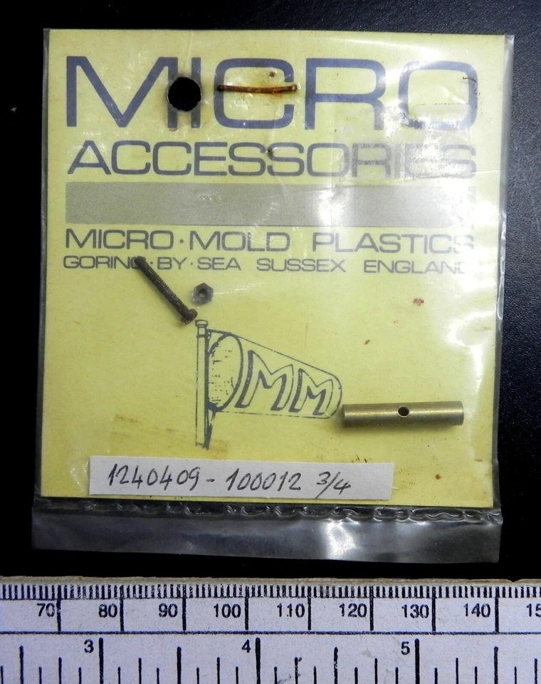 Double Servo Connector - Micro-Mold ref: P.17A - Image 1 of 3