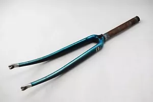 TVT CARBON FIBRE VINTAGE BICYCLE FORK, 700C, 1" THREADED / 185MM STEERER (#3) - Picture 1 of 4