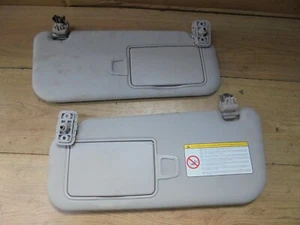 KIA SOUL 2012 PAR DE PARASOLES CON 2 ESPEJOS Y CLIPS - Imagen 1 de 5