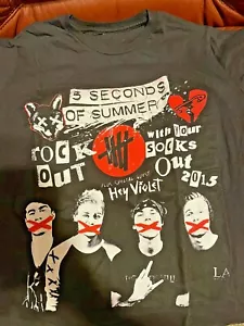 5 Seconds of Summer Small T-Shirt Quarter Sleeve - Picture 1 of 1