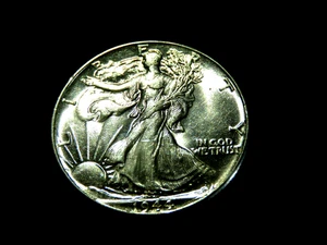 Beautiful Brilliant Uncirculated 1944-P Walking Liberty Silver Half Dollar M20 - Picture 1 of 2