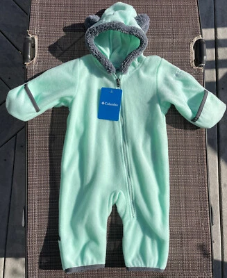 NUEVO CON ETIQUETAS COLUMBIA "WESTERN BARLOW" POLAR CON CAPUCHA Y PATAS MONO BANDERÍN 3-6 MO Verde Foto 1 de 3
