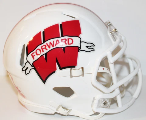 2021 Wisconsin Badgers Custom Riddell Mini Helmet vs Notre Dame Cover