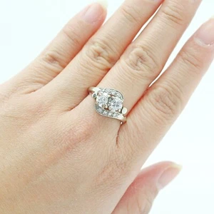 VINTAGE TWO STONE DIAMOND ENGAGEMENT RING IN 14K WHITE GOLD 7.75US - Picture 1 of 4