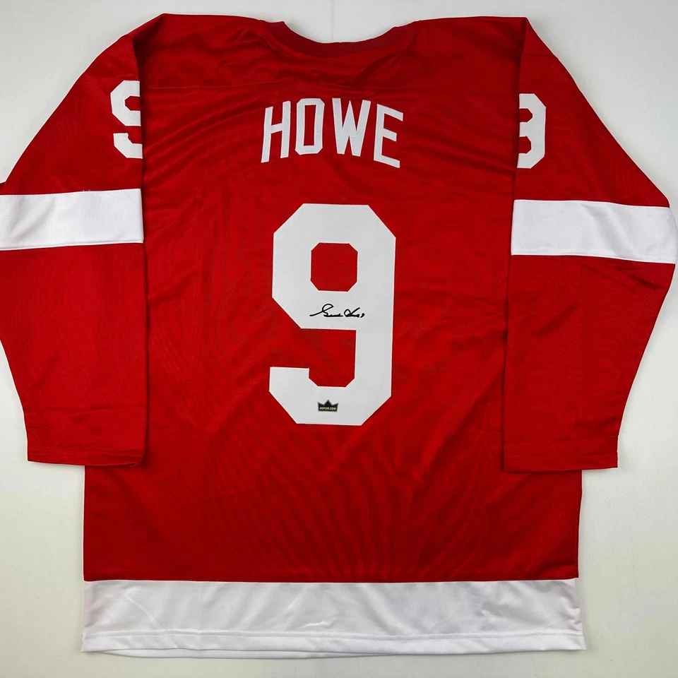 Facsimile Autographed Gordie Howe Detroit Red Reprint Auto Jersey Size Men's XL - Image 1 of 4