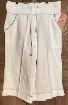 Pantalones Capri C9 Champion blancos bolsillos elásticos talla S nuevos con etiquetas algodón spandex rescate de mascotas Foto 1 de 4