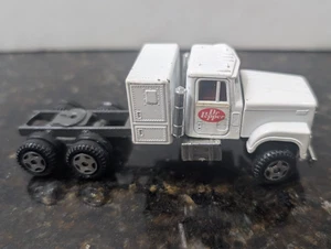Road Champs Dr Pepper Kenworth Truck Trailer Die Cast Semi 1987 - No Trailer - Picture 1 of 9