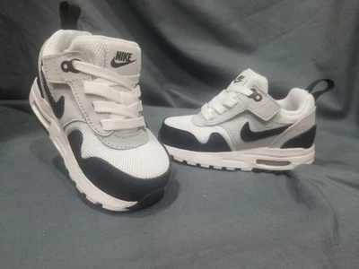 Nike Air Max 1 (TD) кроссовки легко на белый черный размер 5 новый без коробки! - Изображение 1 из 4