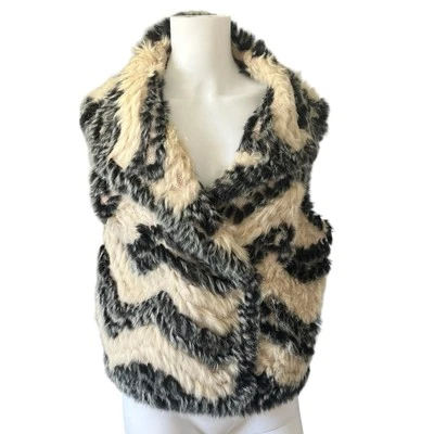 Chaleco Marc by Marc Jacobs Piel de Conejo Negro y Crema Mujer Talla Única Foto 1 de 4