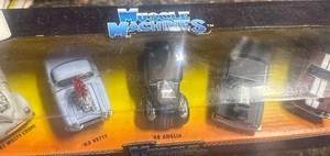 ‘03 Muscle Machines Calif Too Hot 5 Pack-Willys, Vette, Anglia, Impala, Mustang - Picture 1 of 12