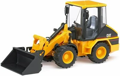 BRUDER 1:16  PALA GOMMATA CATERPILLAR  ART 02441  2441 - Immagine 1 di 2