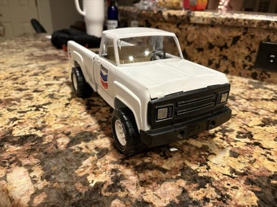 Camioneta pickup Dodge Tonka Chevron Service de colección de acero prensado de mediados de la década de 1970 Foto 1 de 4
