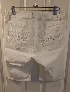 RIDERS BY LEE SLENDER STRETCH DENIM WOMENS JEAN SHORTS SZ 8M WHITE - Picture 1 of 9