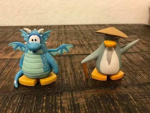 Genuine Disney Jakks Club Penguin Blue Dragon Mix & Sensei PVC Collectible Cover