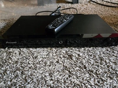 Pioneer DV-2042K DVD Player 110-240V. Excellent Sound and Video Quality - Image 1 of 4