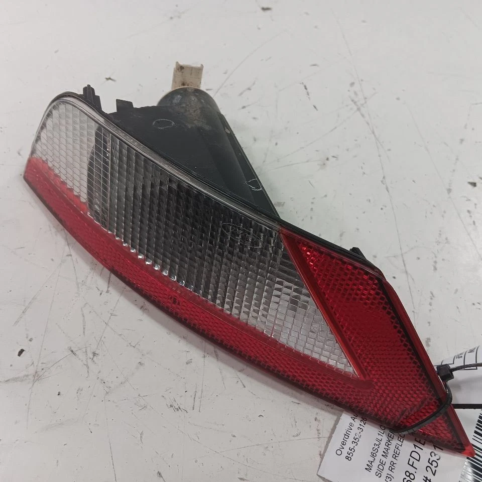Luz marcadora trasera derecha pasajero ford ecosport 2022 2021 2020 2019 2018 Foto 1 de 4
