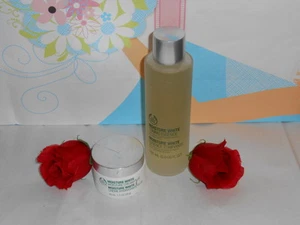 The Body Shop Moisture White Cream Plus + Moisture White Toner Essence RARE  - Picture 1 of 1