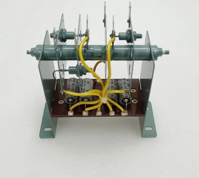 INTERNATIONAL RECTIFIER SILICON RECTIFIER 6M4M100C F17926 3K21 - Image 1 of 4
