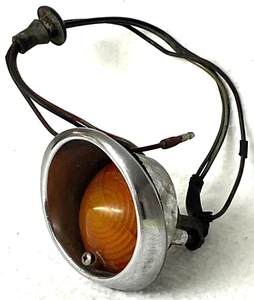 ORIGINAL 64,5,6 FORD MUSTANG FRONT TURN SIGNAL ASSY,DRIVER SIDE,LH,COMPLETE+PLUG - Picture 1 of 5