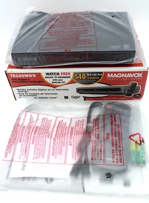 Magnavox DTV Digital To Analog TV Converter TB100MW9 New w/ Remote / Open Box - Image 1 of 4