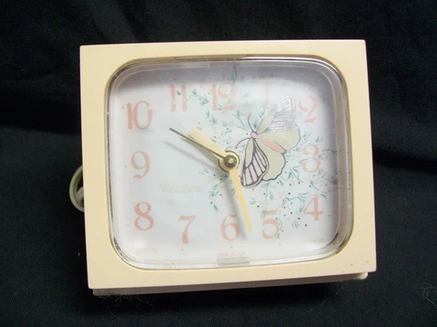 Vintage 1950's Westclox Electric Alarm Clock 22090-22540 Pink & White Butterflys Cover