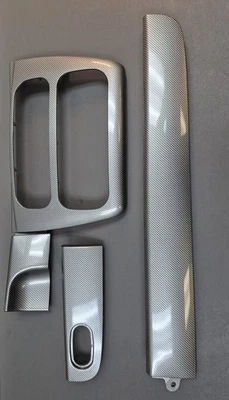 2001-06 Dodge Stratus Chrysler Sebring painel conjunto de moldagem de acabamento de rádio - Imagem 1 de 4